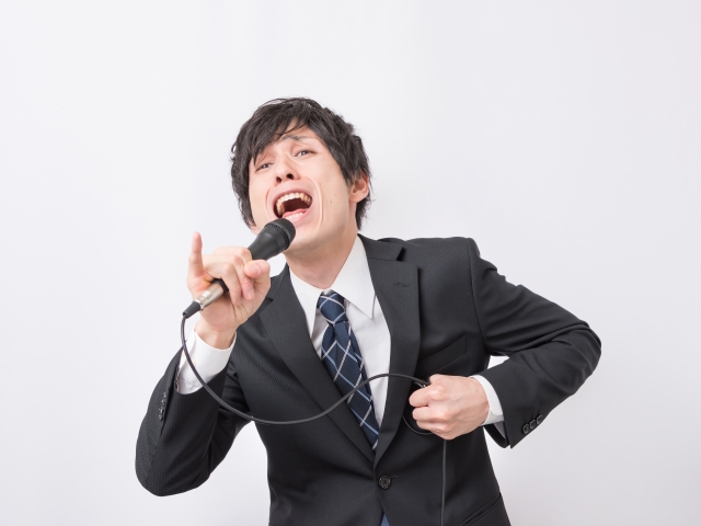 30代男性が音程を取りやすく気分良く歌いやすいカラオケ曲！