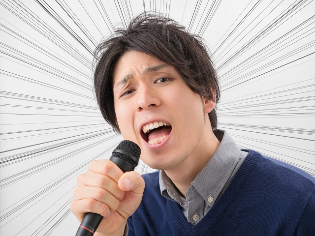 音域が狭く上達もしやすい20代男性に歌いやすいカラオケ曲！